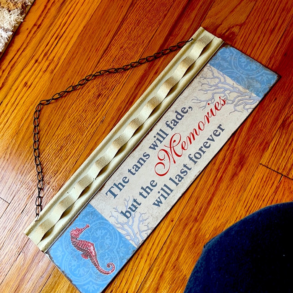 Adorable beach sign